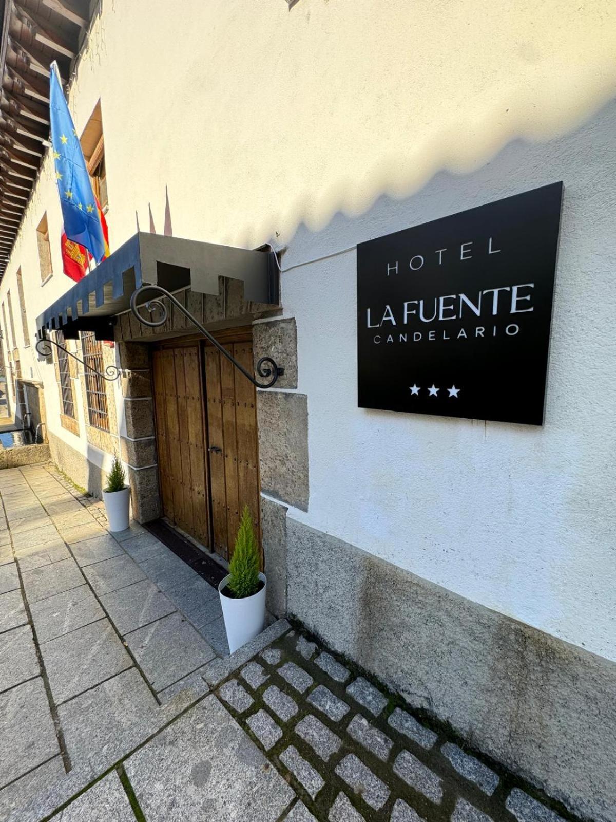 Hospedium Hotel La Fuente กันเดลาริโอ ภายนอก รูปภาพ