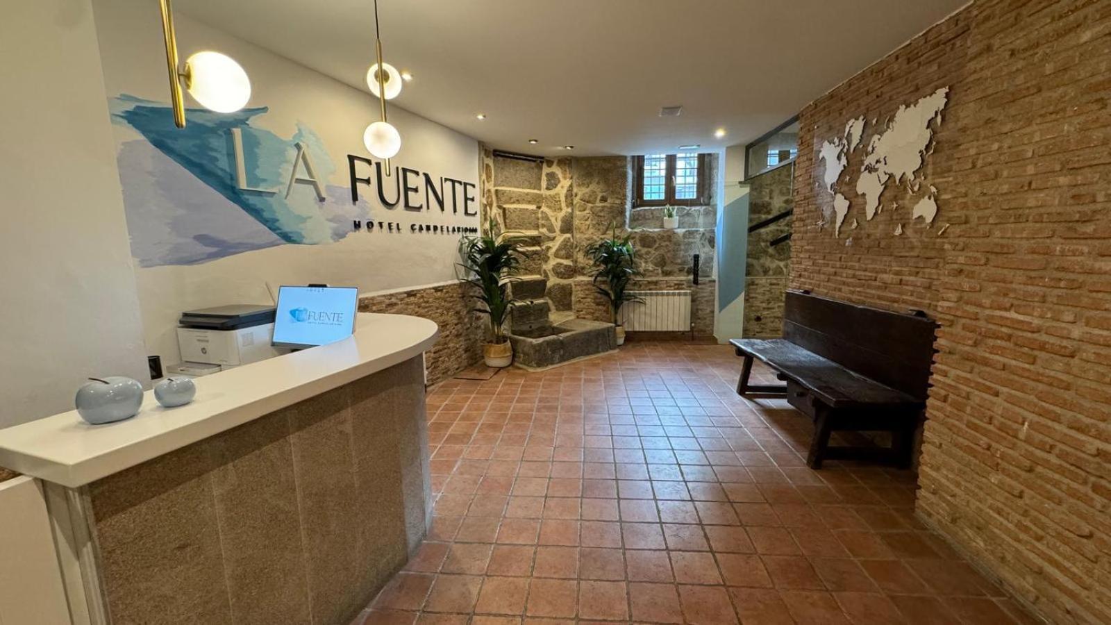 Hospedium Hotel La Fuente กันเดลาริโอ ภายนอก รูปภาพ